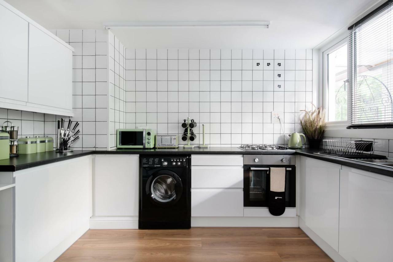 Holyrood Skyline Apartment エディンバラ エクステリア 写真